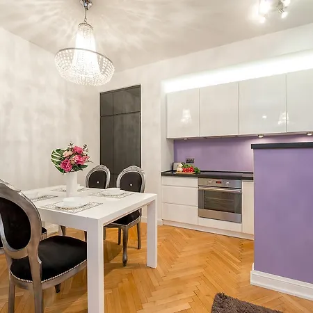 P&o Metro Nowy Swiat Apartment *